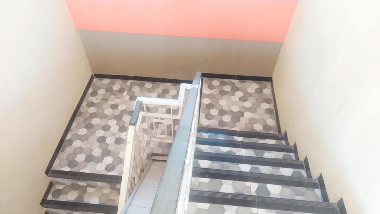Sasando Residence Kupang クパン エクステリア 写真