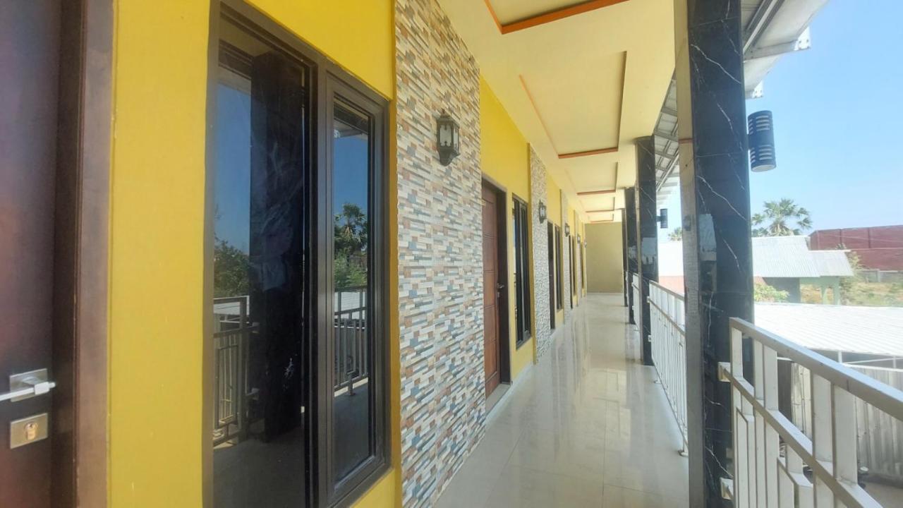 Sasando Residence Kupang クパン エクステリア 写真