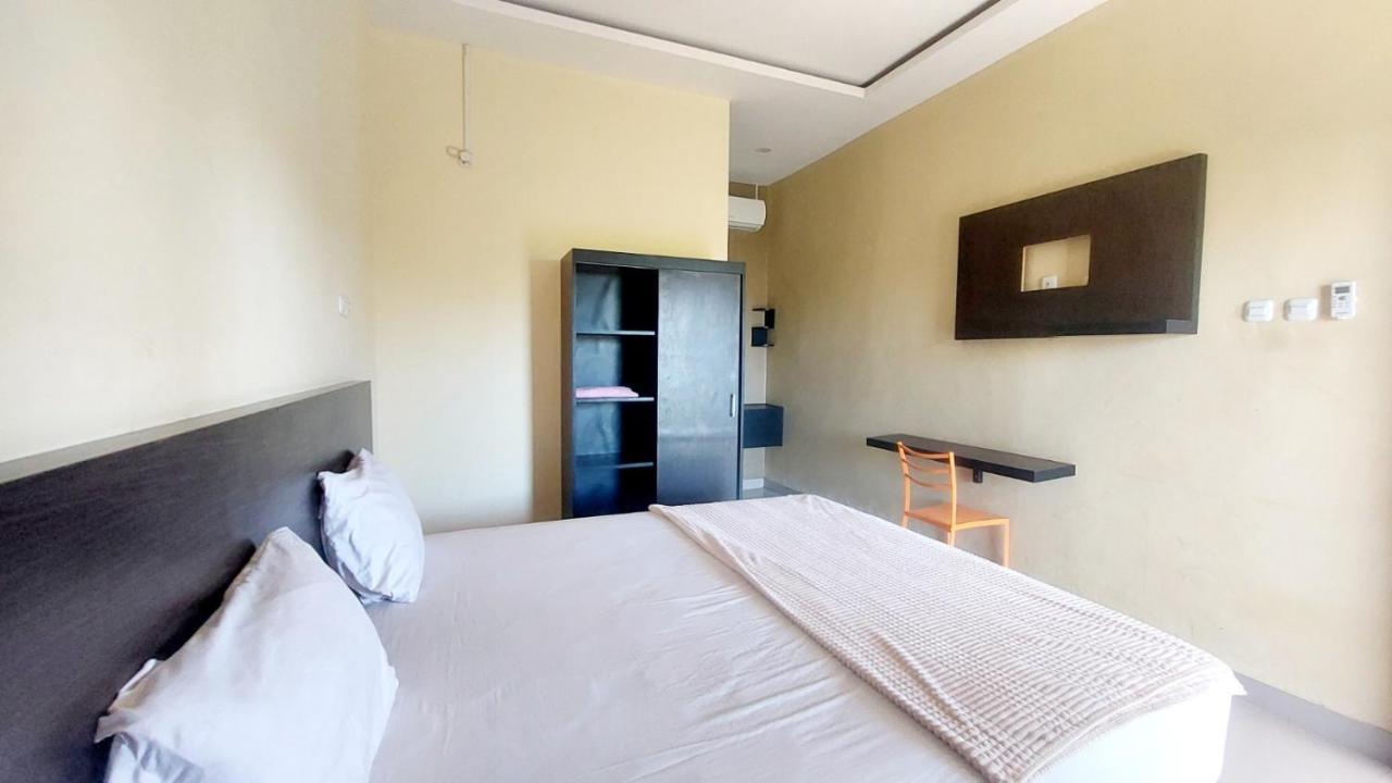 Sasando Residence Kupang クパン エクステリア 写真