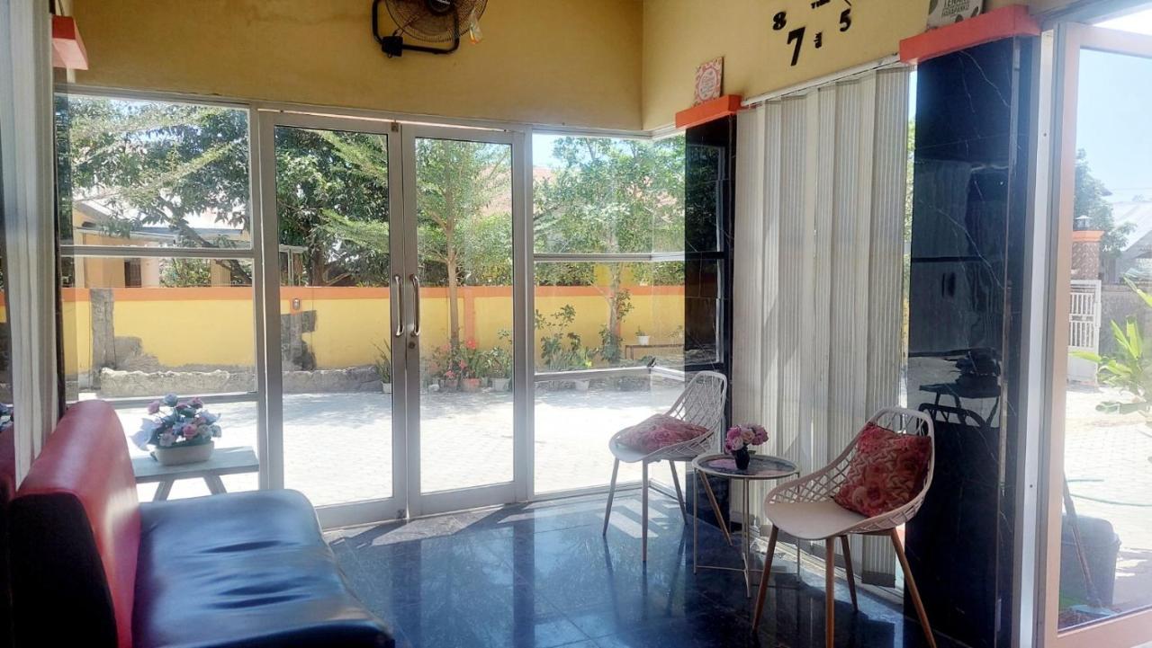 Sasando Residence Kupang クパン エクステリア 写真