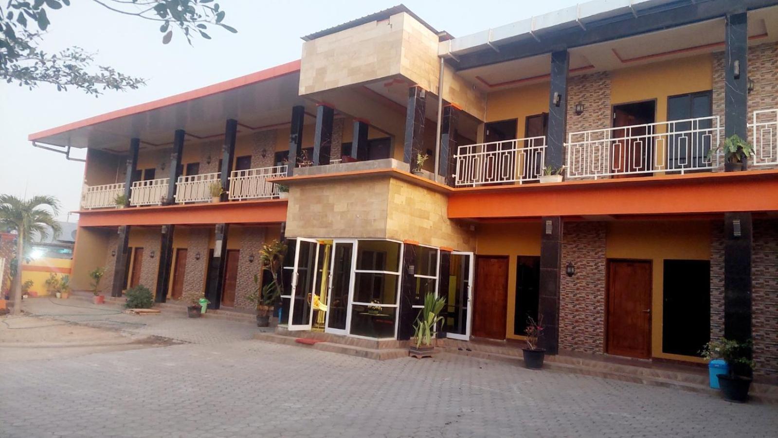 Sasando Residence Kupang クパン エクステリア 写真
