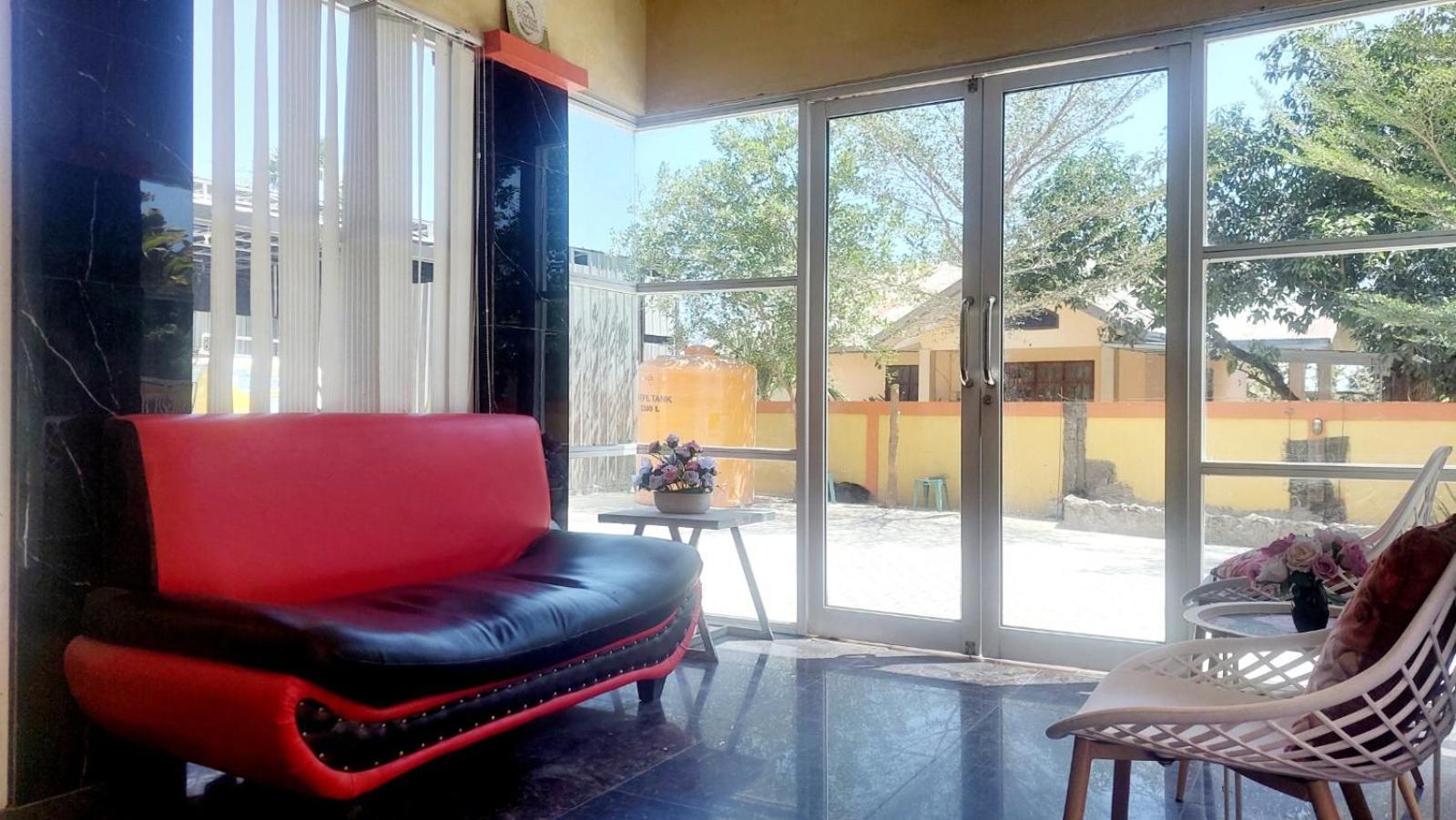 Sasando Residence Kupang クパン エクステリア 写真