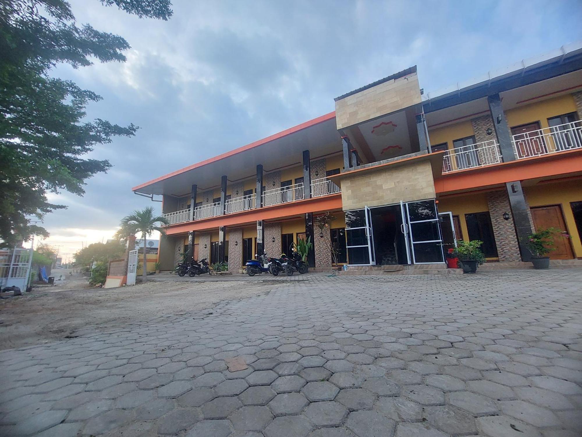 Sasando Residence Kupang クパン エクステリア 写真